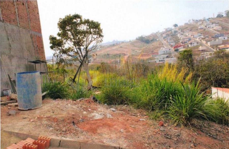 Foto de TESTE - Terreno Urbano - Lote 06 - Juruaia (MG)